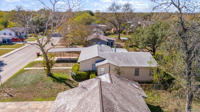 515 Mitchell, Schertz, TX 78154