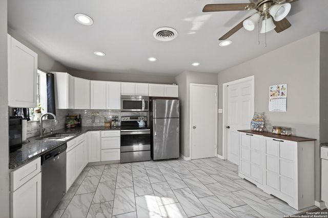 515 Mitchell, Schertz, TX 78154