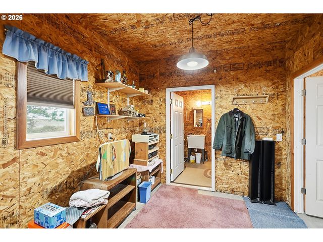 64 SEELY Dr, Goldendale, WA 98620