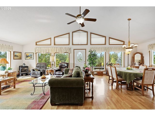 64 SEELY Dr, Goldendale, WA 98620