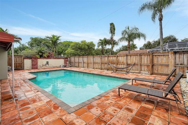 1518 Yale Drive, Hollywood, FL 33021