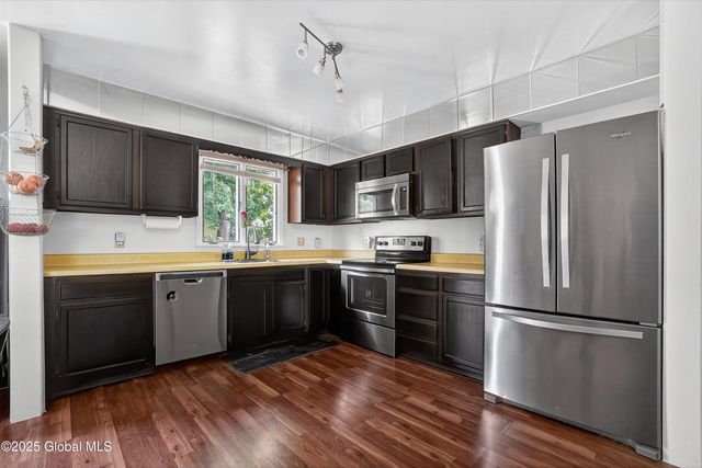 210 Starr Avenue, Schenectady, NY 12304