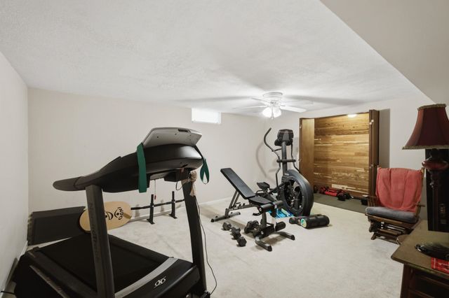 1511 S Phyllis Ln, Andover, KS 67002