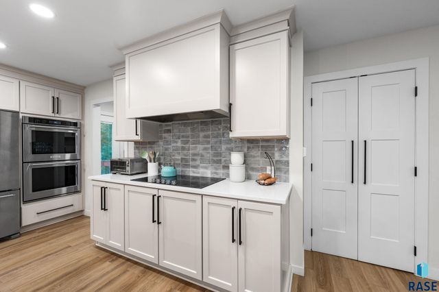 321 E Aspen Dr Drive, Sioux Falls, SD 57105