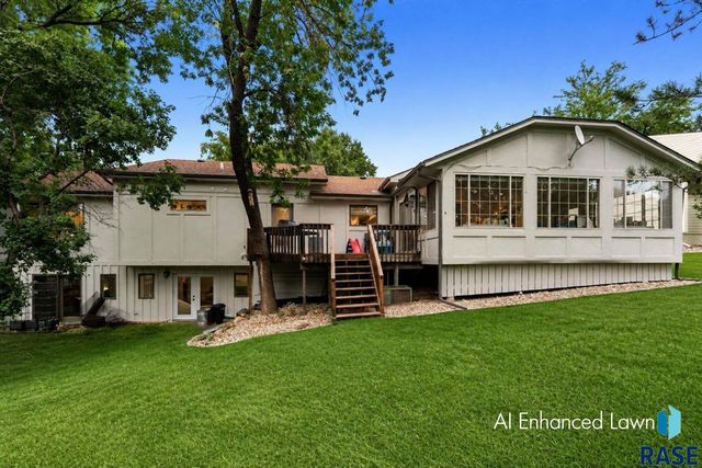 321 E Aspen Dr Drive, Sioux Falls, SD 57105