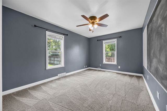 709 6th AVE, Coralville, IA 52241