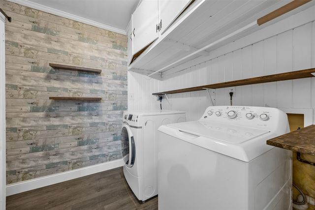 709 6th AVE, Coralville, IA 52241