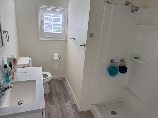 8 Bayvilla Street, Baytown, TX 77520