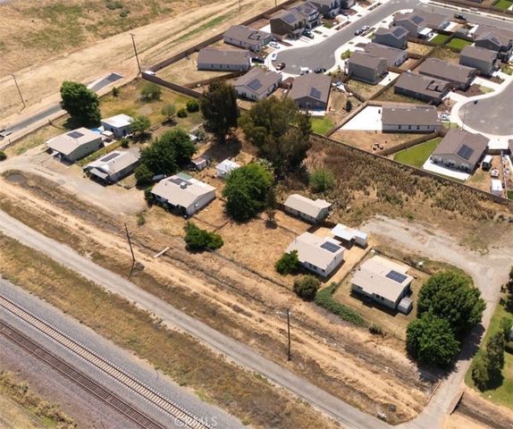 3411 Baker, Merced, CA 95341
