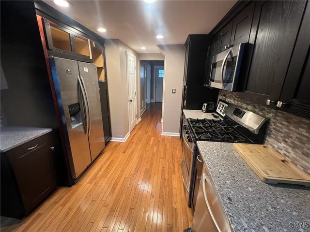 2817 Brighton Place, Utica, NY 13501