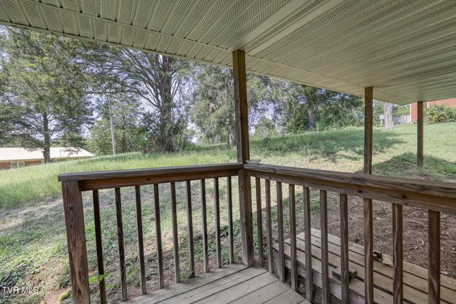 123 North Main Street, Bulls Gap, TN 37711