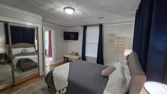 2812 W 7Th Street, Little Rock, AR 72205