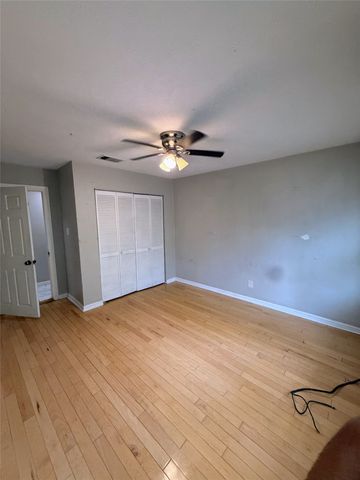 1007 W Clarendon Drive, Dallas, TX 75208
