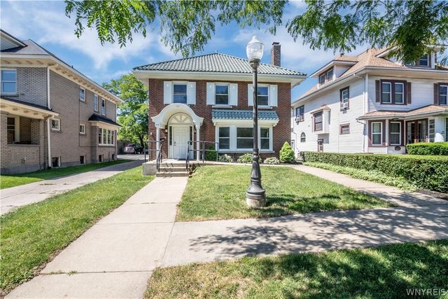 117 West Humboldt Parkway, Buffalo, NY 14214