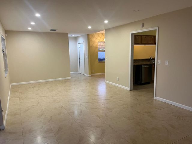 7420 Champagne Place, Boca Raton, FL 33433