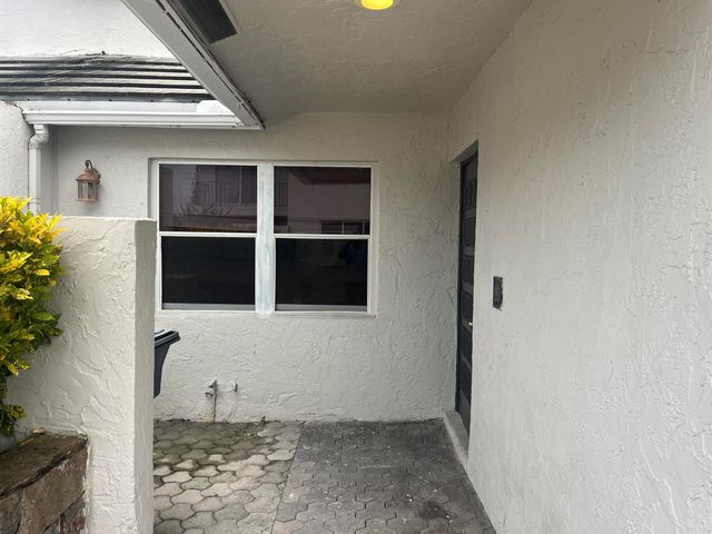 7420 Champagne Place, Boca Raton, FL 33433