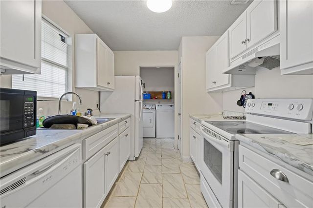 515 Lee Street W, Chickasaw, AL 36611