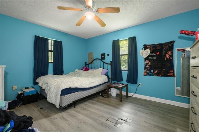 515 Lee Street W, Chickasaw, AL 36611