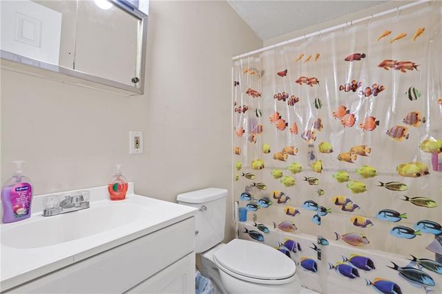 515 Lee Street W, Chickasaw, AL 36611