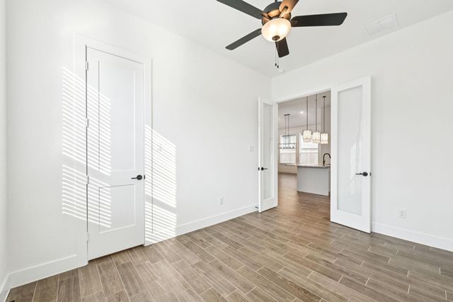 26030 S Outrider Banks, Montgomery, TX 77316