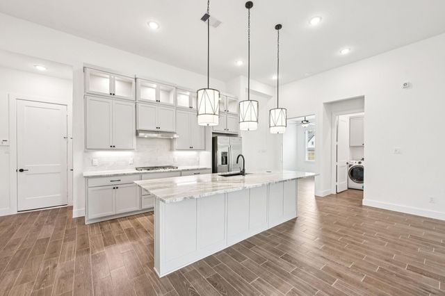 26030 S Outrider Banks, Montgomery, TX 77316