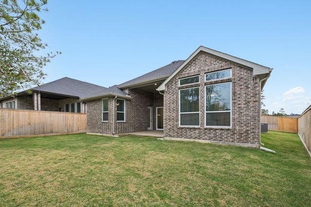 26030 S Outrider Banks, Montgomery, TX 77316