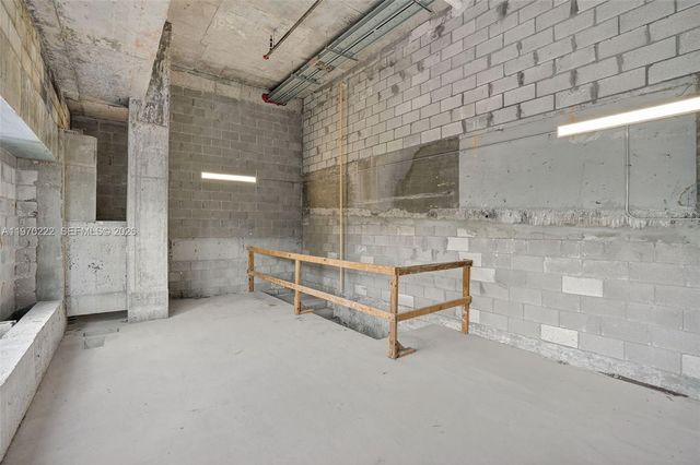 1110 NW 1 ST Commercial Unit, Miami, FL 33128