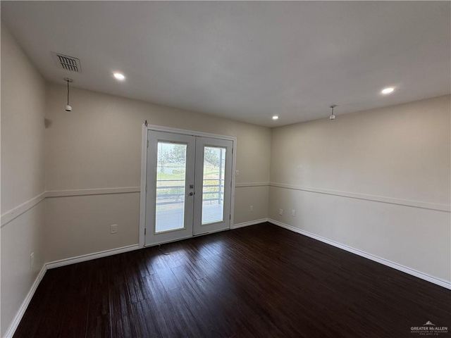 2215 S Links Drive, Edinburg, TX 78542