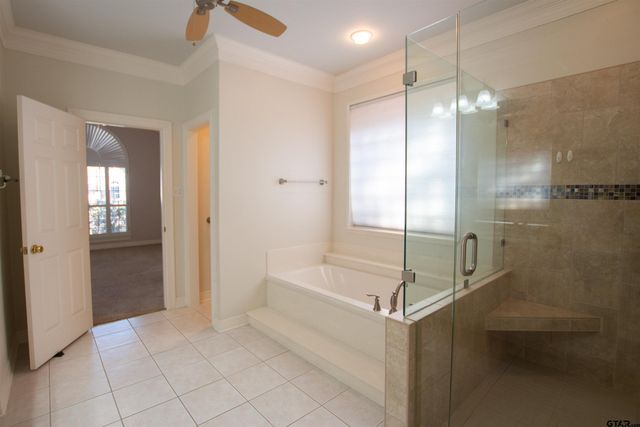 704 Shiloh Ridge St, Tyler, TX 75703