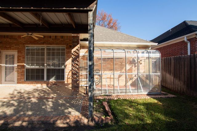 704 Shiloh Ridge St, Tyler, TX 75703