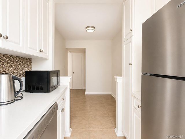 4295 Webster Avenue 2D, Bronx, NY 10470