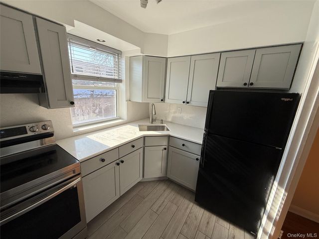 194-20A 39th Avenue A, Flushing, NY 11358