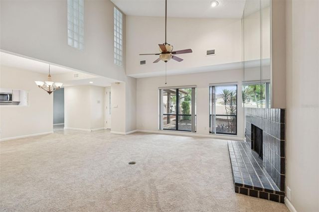 4901 UMBER WAY S, Tampa, FL 33624