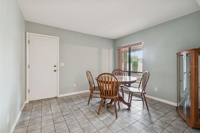 4901 UMBER WAY S, Tampa, FL 33624