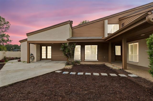 4901 UMBER WAY S, Tampa, FL 33624