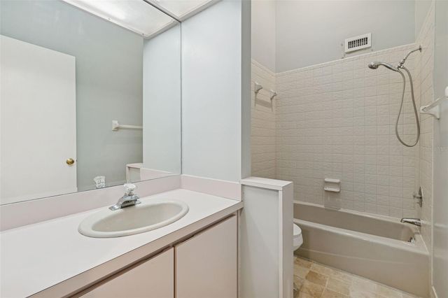 4901 UMBER WAY S, Tampa, FL 33624