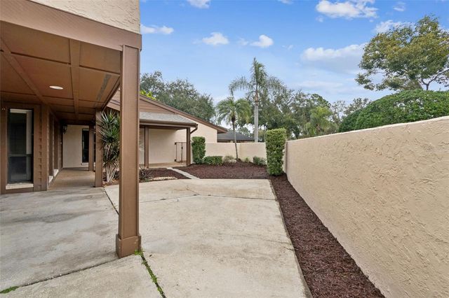 4901 UMBER WAY S, Tampa, FL 33624