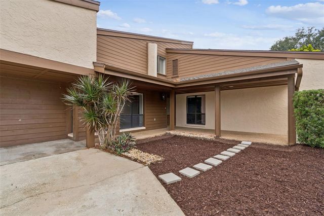 4901 UMBER WAY S, Tampa, FL 33624