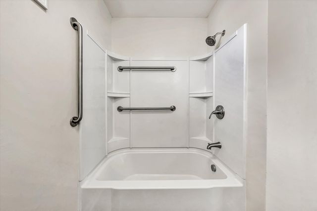 523 Dillon DR, Vinton, VA 24179