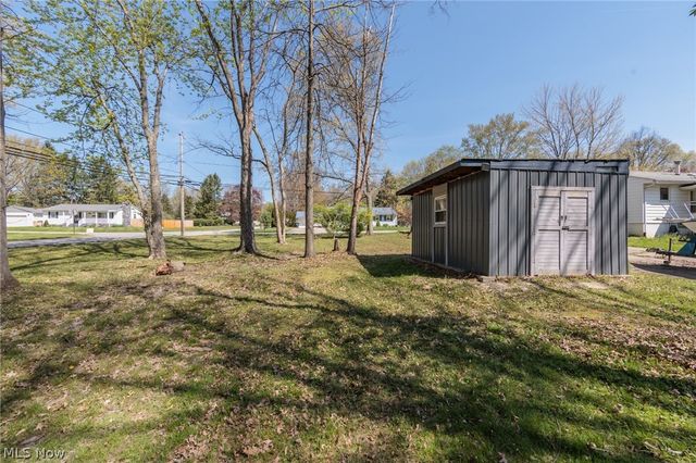 3679 Sanford Avenue, Stow, OH 44224