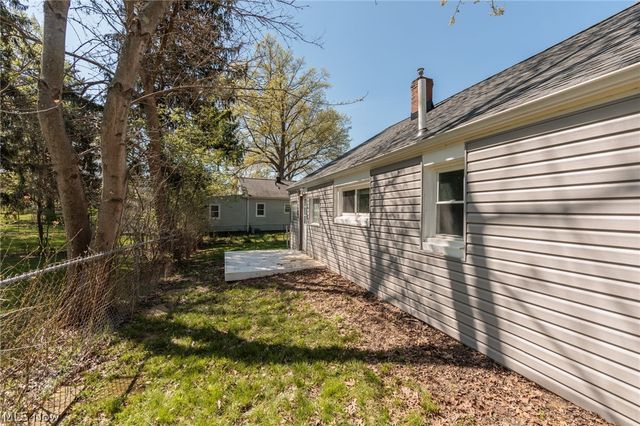 3679 Sanford Avenue, Stow, OH 44224