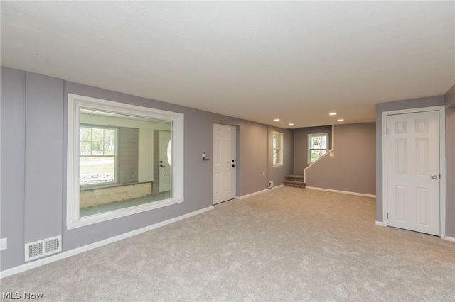 3679 Sanford Avenue, Stow, OH 44224