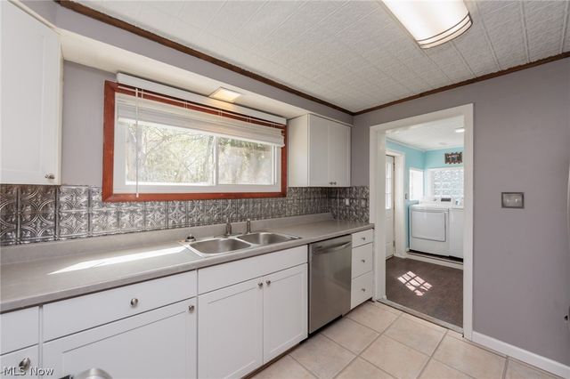 3679 Sanford Avenue, Stow, OH 44224