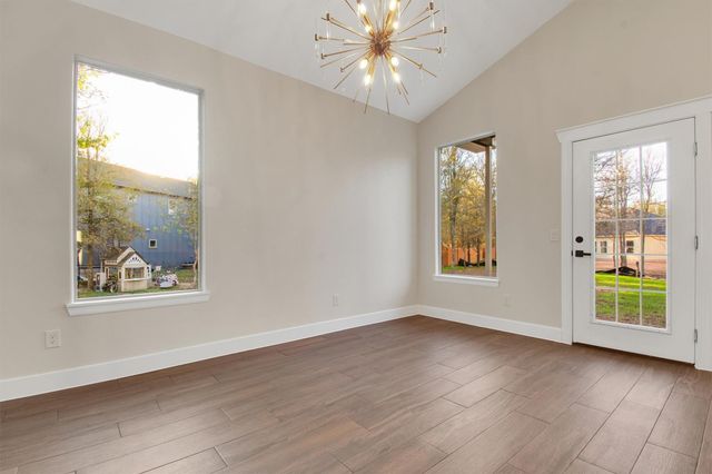 104 Kipapa CT, Bastrop, TX 78602