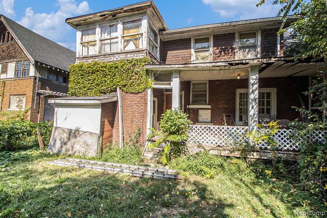 51 Puritan Street, Highland Park, MI 48203