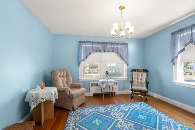 64 County St, Peabody, MA 01960