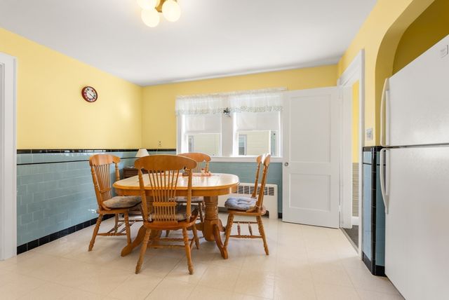 64 County St, Peabody, MA 01960