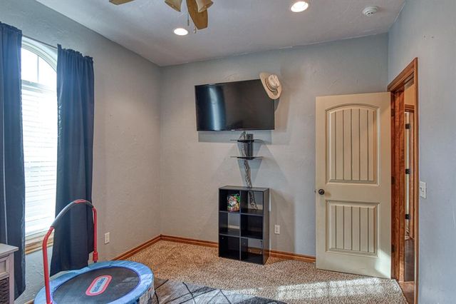 17935 Fishmarket Road, Mcloud, OK 74851