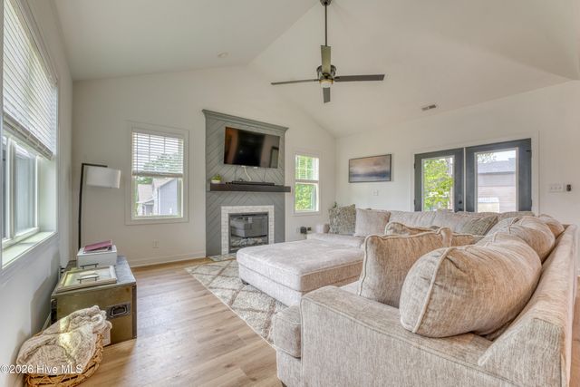 20 Pomegranate Court, Cameron, NC 28326