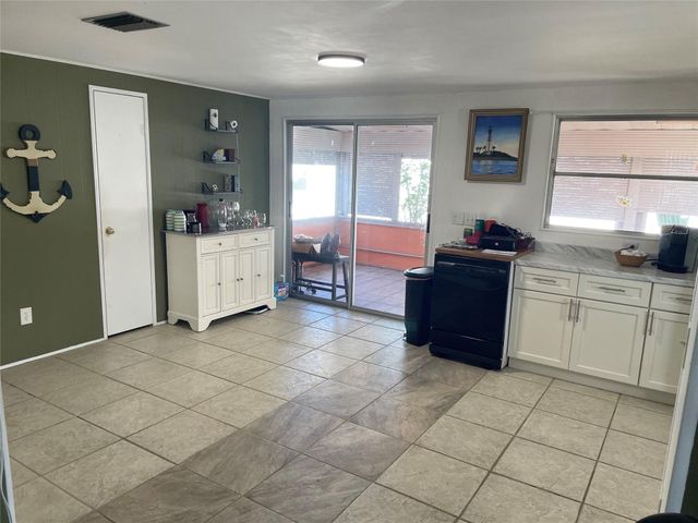 2341 SW 84th Avenue, Davie, FL 33324